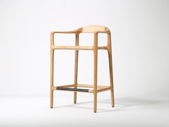 Uniqa Sagrada Counter Chair
