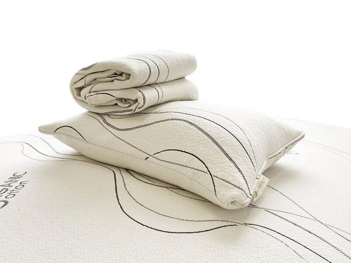 Twin Size Bedding Bundle