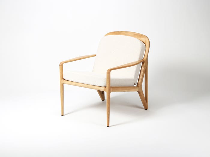 Uniqa Sagrada Salon Chair