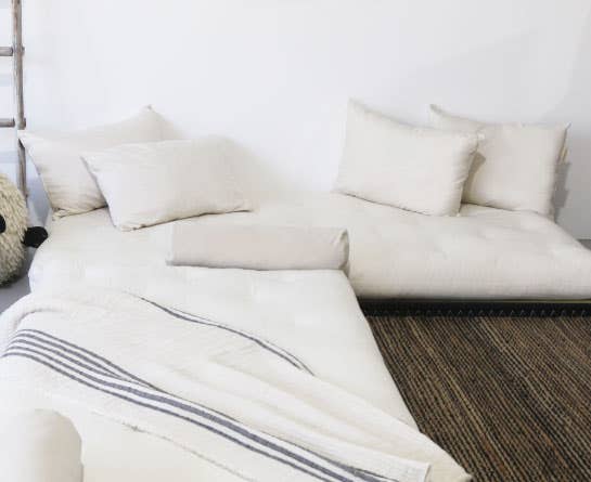 Best Japanese Futon Sets Japanese-Floor-Beds