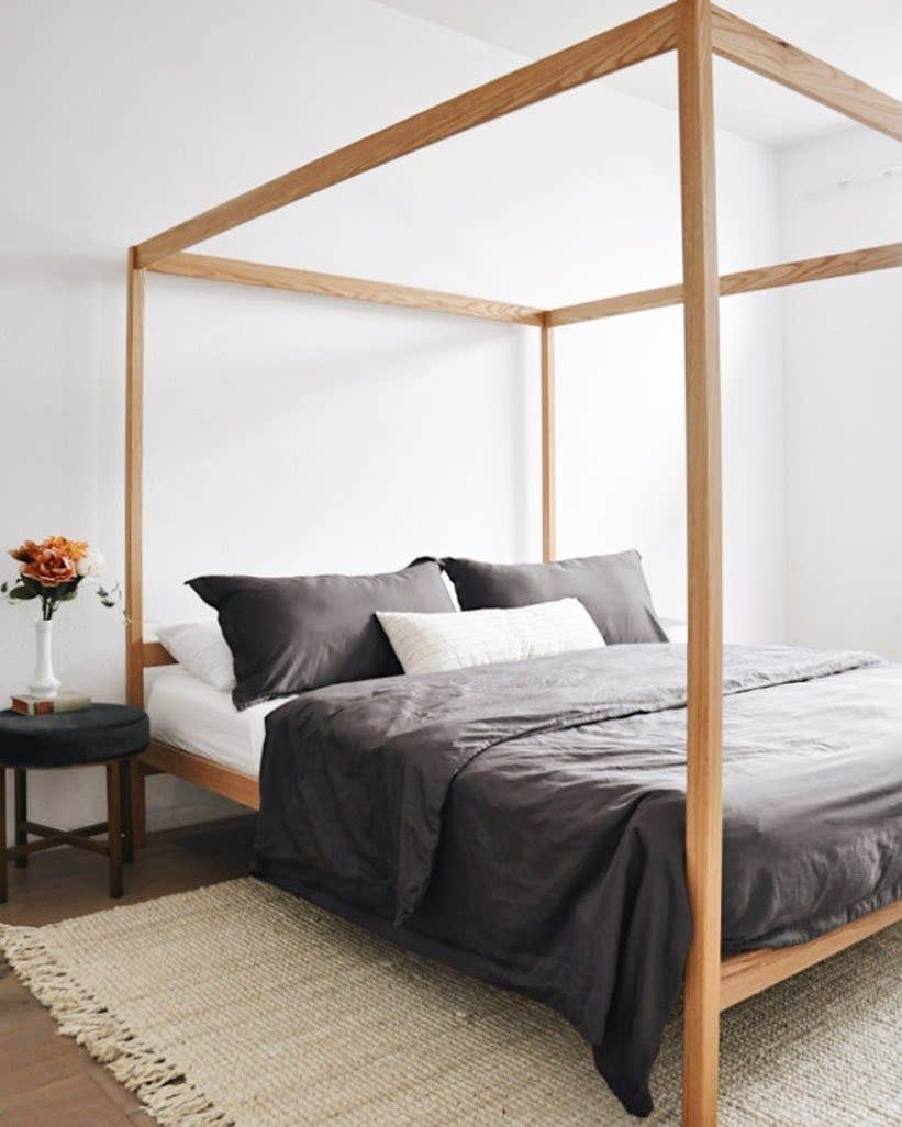 canopy bed queen size frame